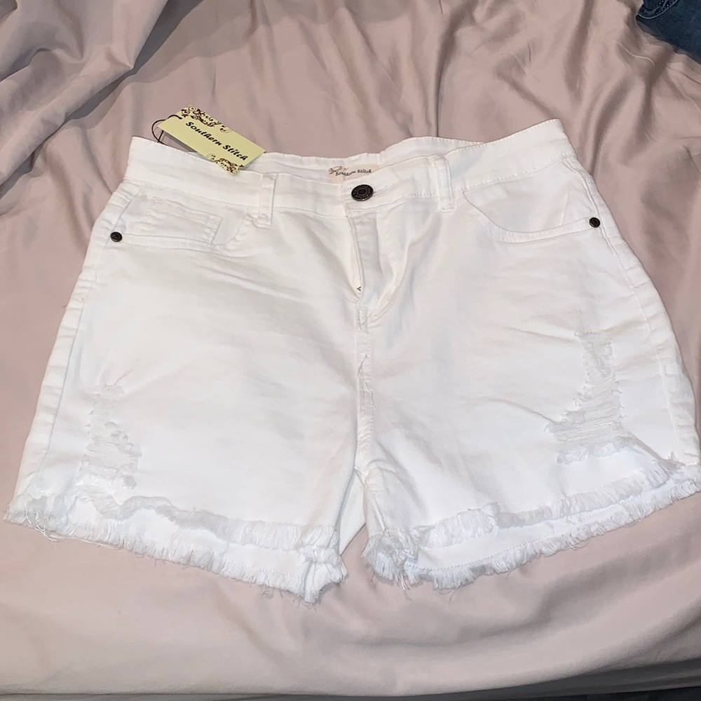 Southern Stitch white shorts large